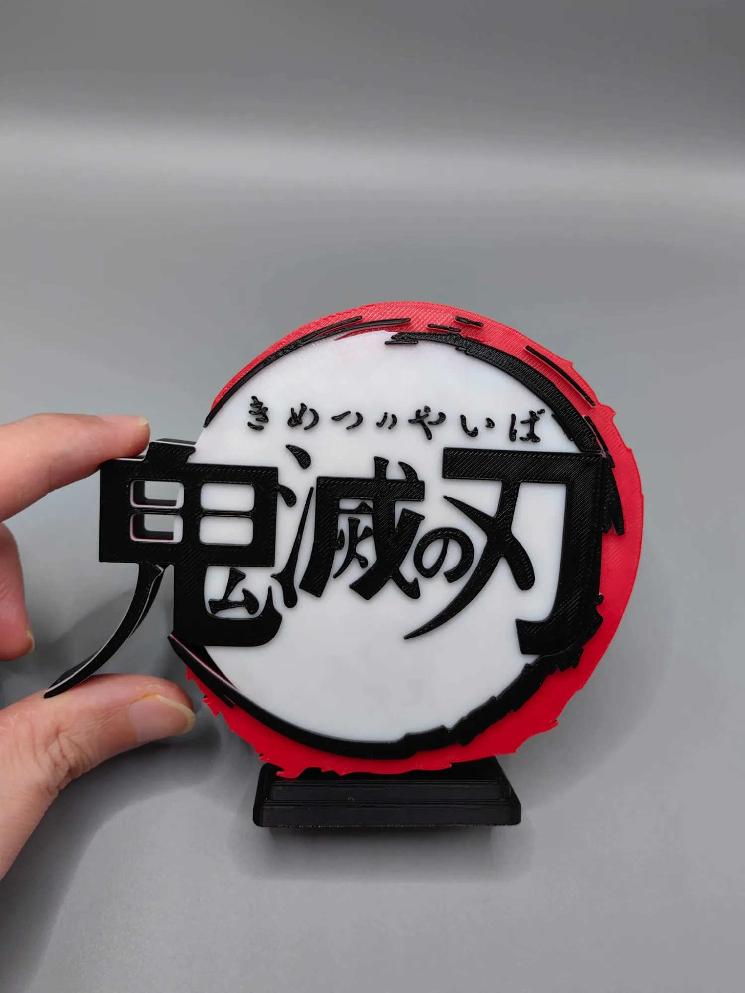 Anime Kimetsu No Yaiba logotip - Anime Cosplay Title reseña y precio