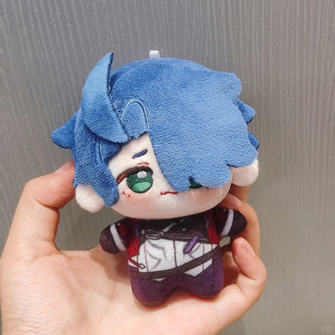Peluche de 10 cm del personaje - Anime Cosplay Event reseña y precio